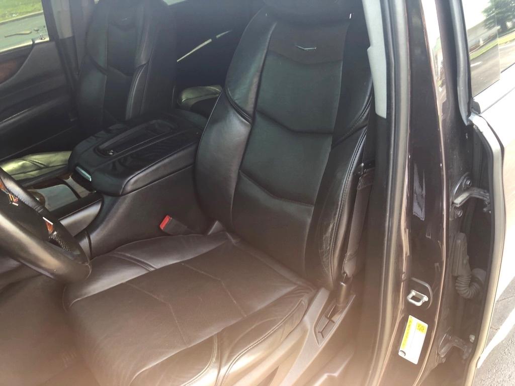 Cadillac Escalade ESV Premium 4WD 2015