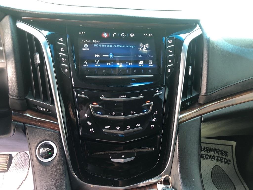 Cadillac Escalade ESV Premium 4WD 2015