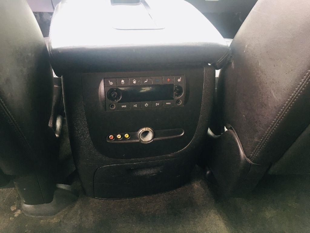 GMC Yukon Denali AWD 2008