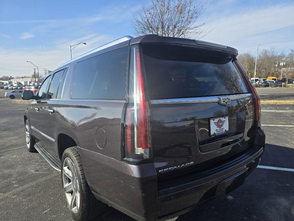 Cadillac Escalade ESV Premium 4WD 2015