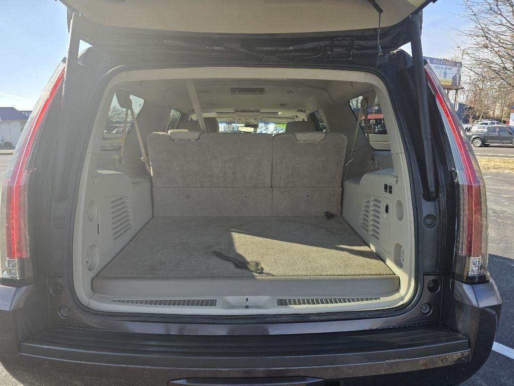 Cadillac Escalade ESV Premium 4WD 2015