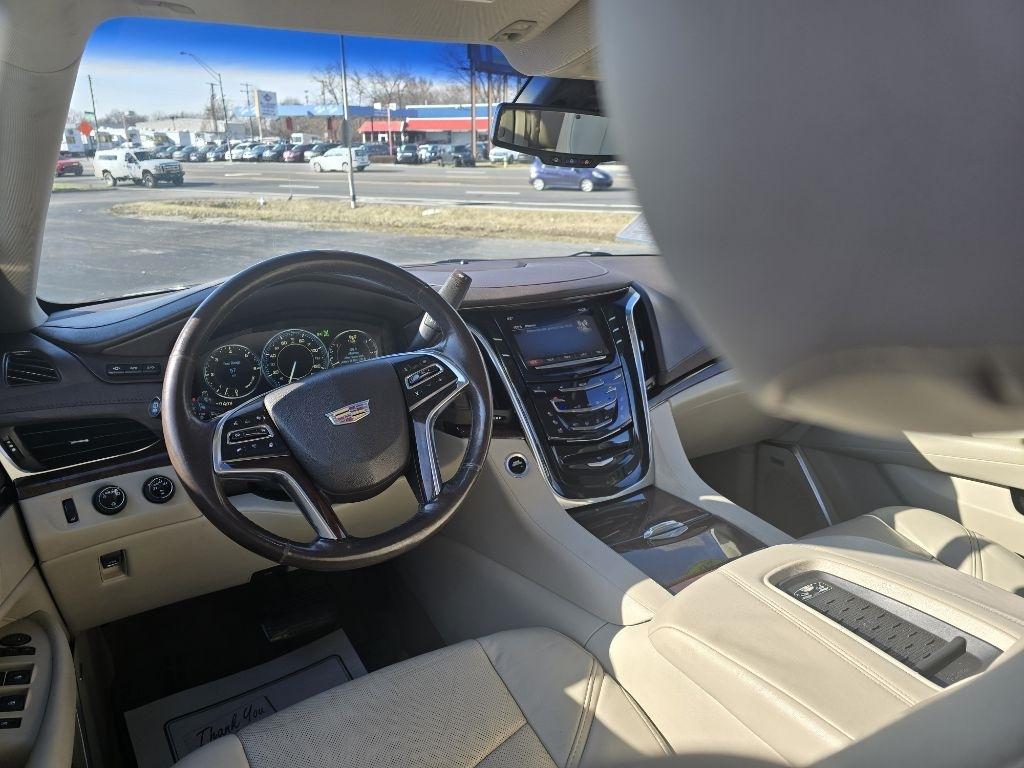 Cadillac Escalade ESV Premium 4WD 2015