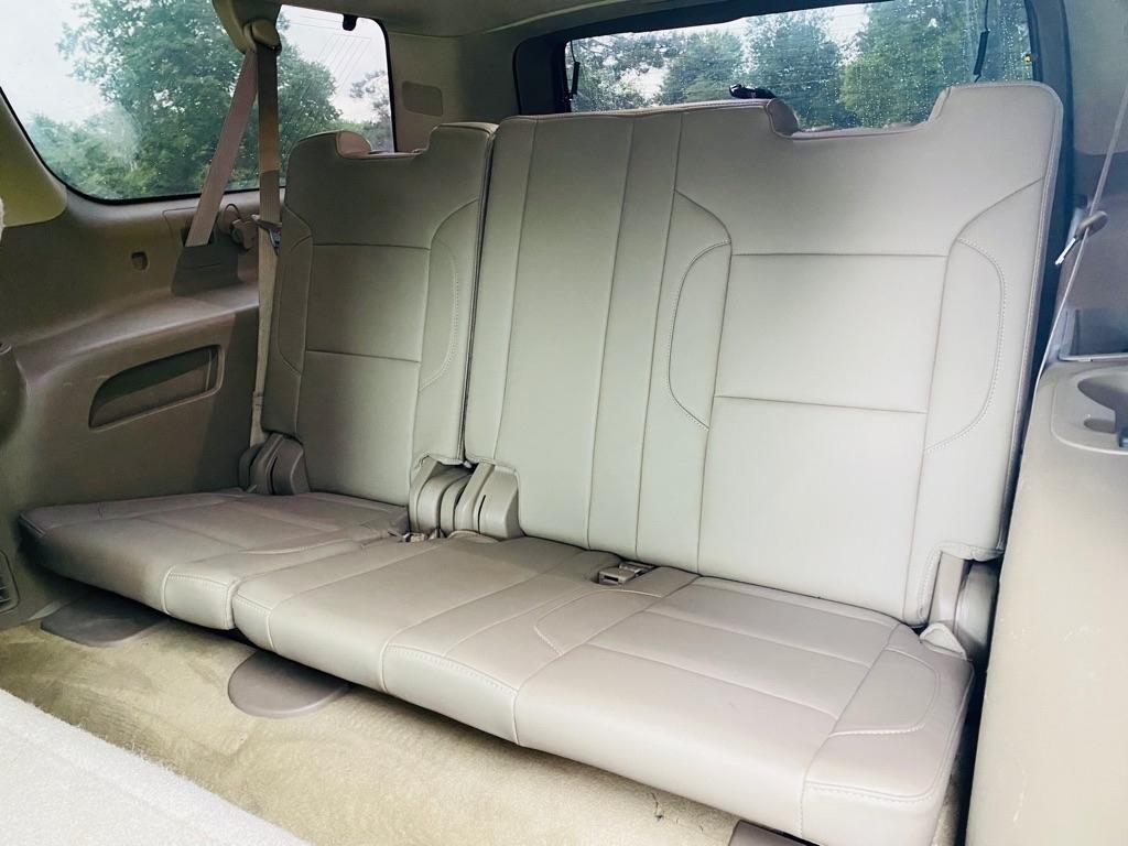 Chevrolet Suburban LT 1500 4WD 2015
