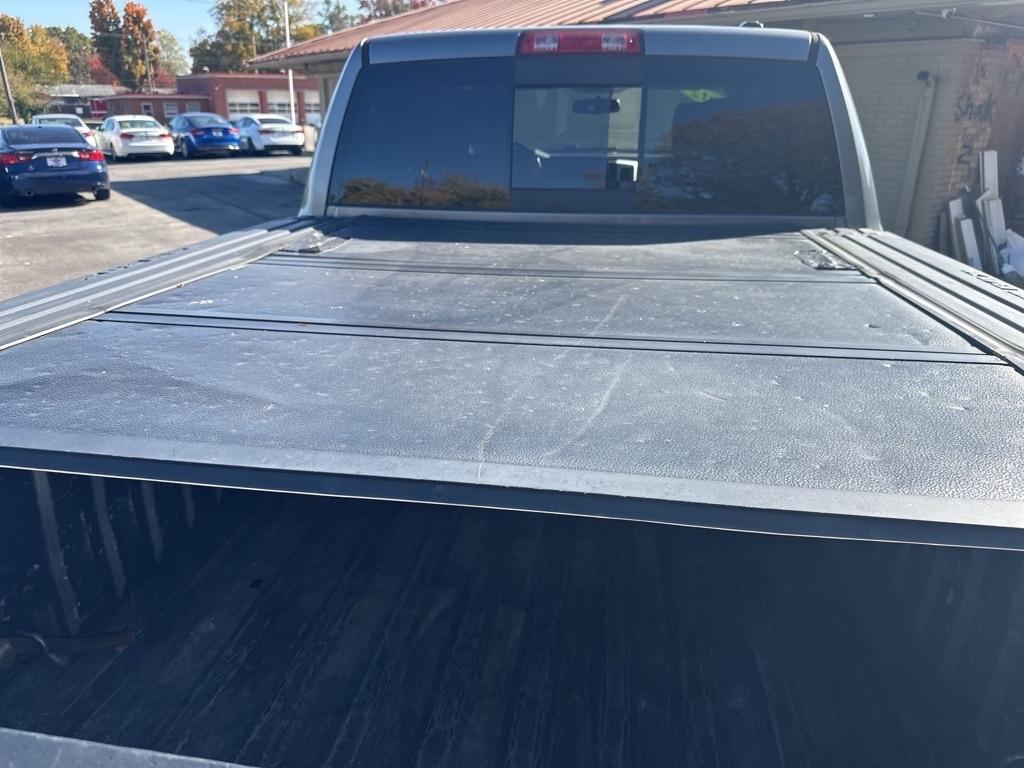 Dodge 1500 Laramie Crew Cab 4WD 2012
