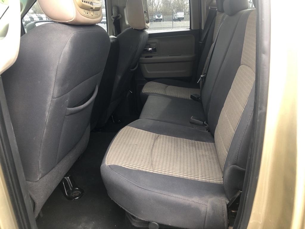 Dodge 1500 SLT Quad Cab 4WD 2011