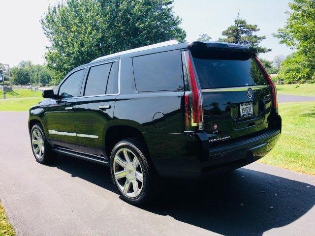 Cadillac Escalade Premium 2WD 2015