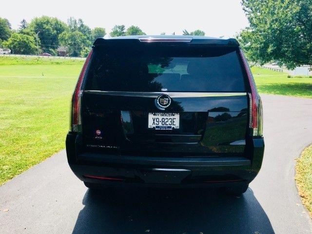 Cadillac Escalade Premium 2WD 2015