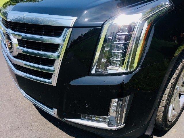 Cadillac Escalade Premium 2WD 2015