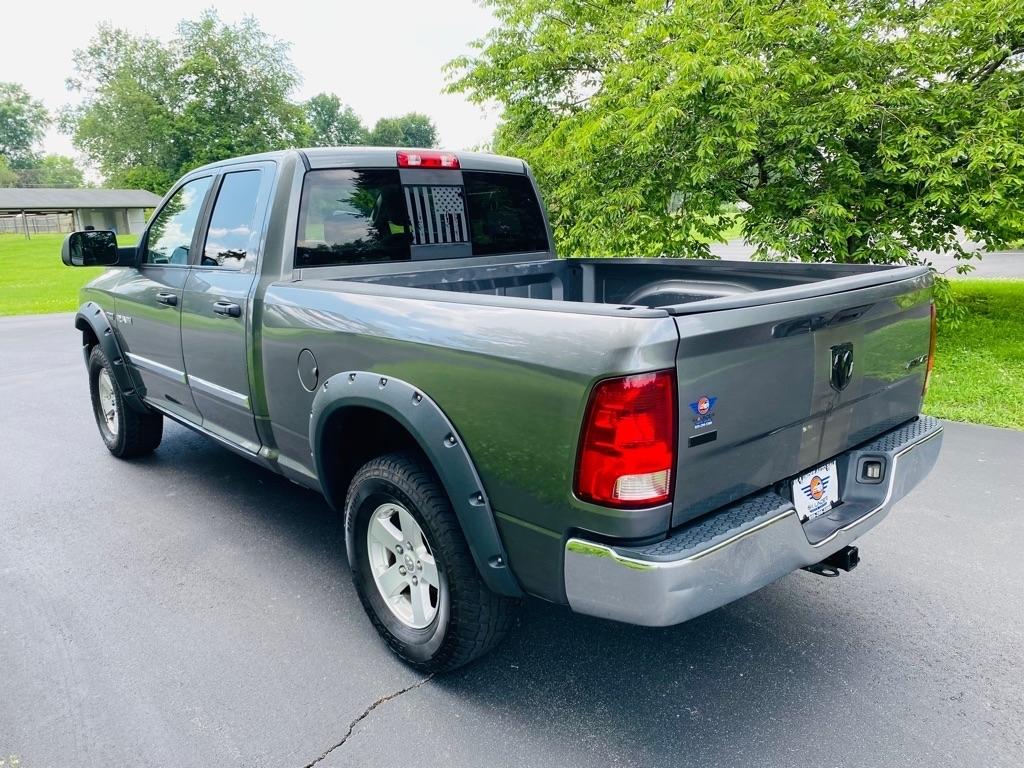 Dodge Ram 1500 SLT Quad Cab 4WD 2009