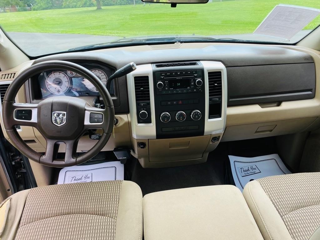 Dodge Ram 1500 SLT Quad Cab 4WD 2009
