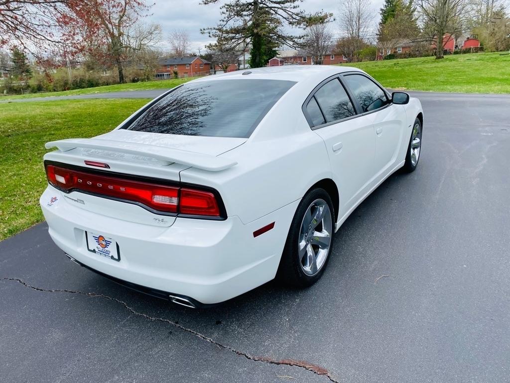 Dodge Charger R/T 2011
