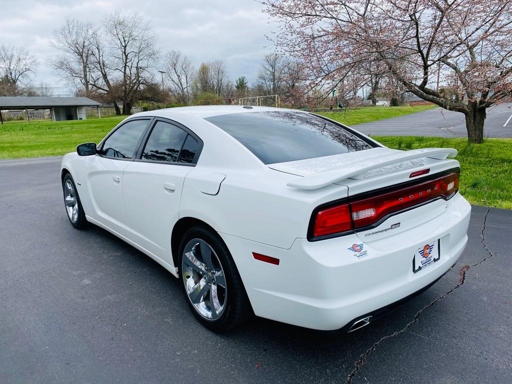 Dodge Charger R/T 2011