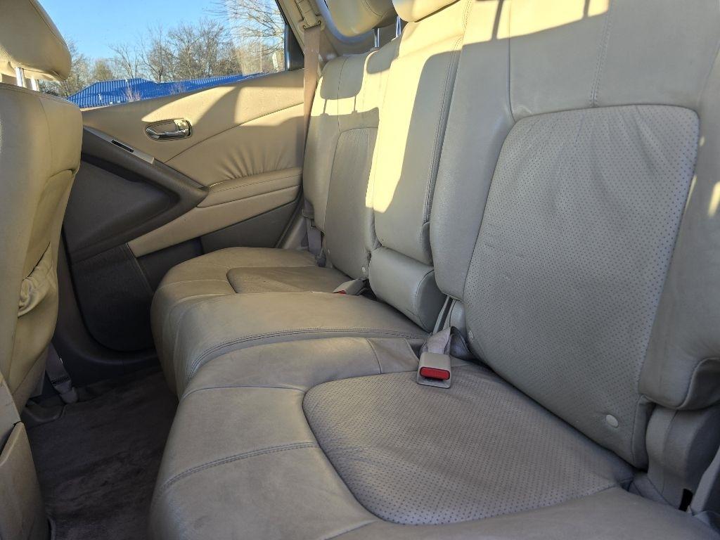 Nissan Murano S AWD 2010