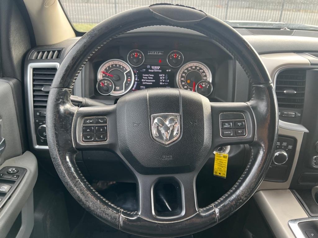RAM 1500 SLT Crew Cab SWB 4WD 2013