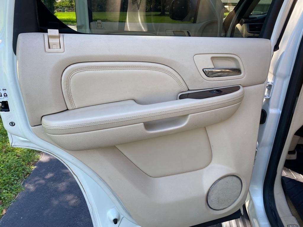 Cadillac Escalade AWD 2008