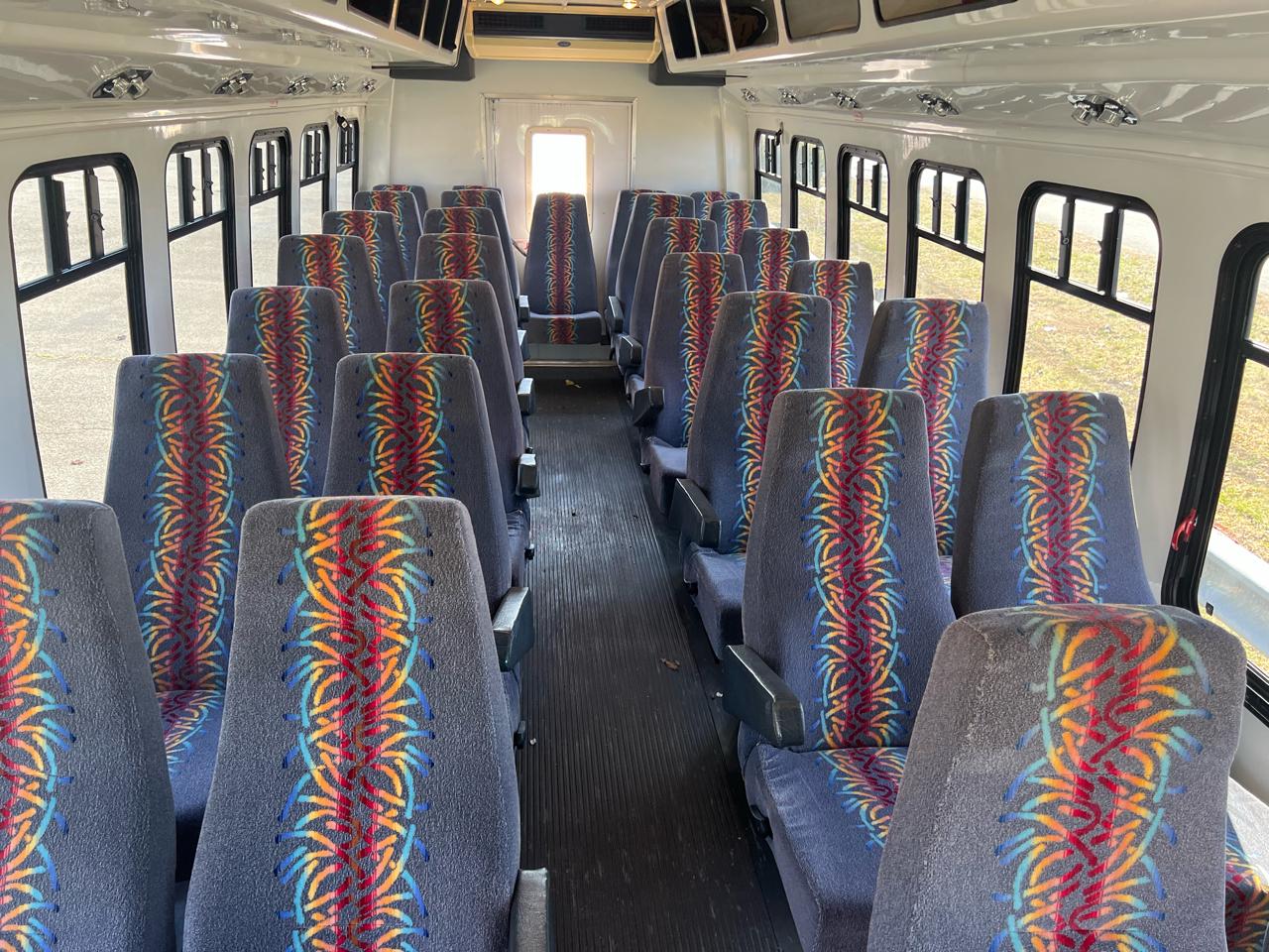 Chevrolet Express RV Cutaway 177" WB C7N DRW 1999