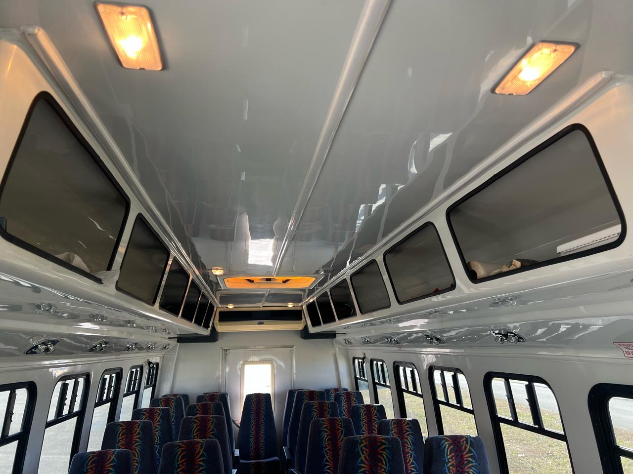 Chevrolet Express RV Cutaway 177" WB C7N DRW 1999