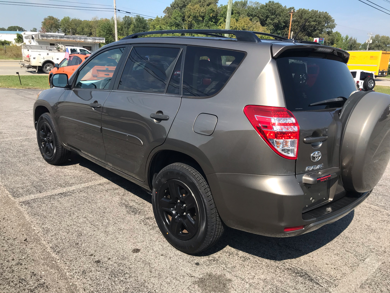 Toyota RAV4 FWD 4dr 4-cyl 4-Spd AT (Natl) 2011 Toyota RAV4 FWD 4dr 4-cyl 4-Spd AT (Natl) 2011