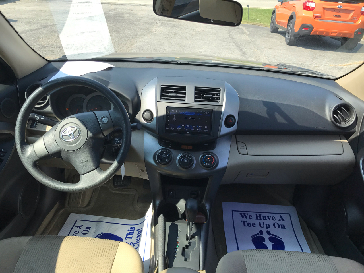 Toyota RAV4 FWD 4dr 4-cyl 4-Spd AT (Natl) 2011 Toyota RAV4 FWD 4dr 4-cyl 4-Spd AT (Natl) 2011