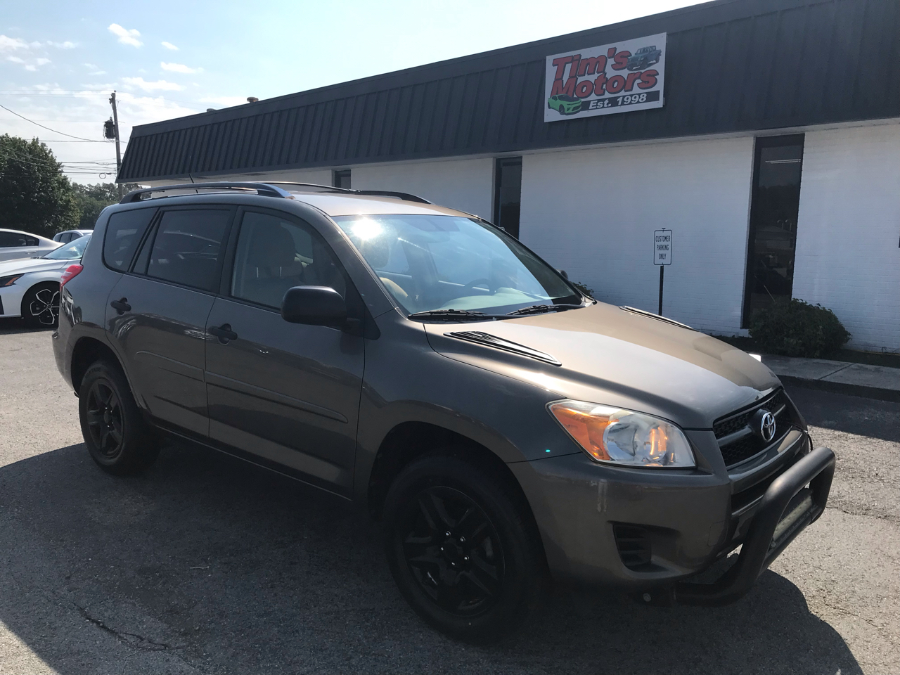 Toyota RAV4 FWD 4dr 4-cyl 4-Spd AT (Natl) 2011 Toyota RAV4 FWD 4dr 4-cyl 4-Spd AT (Natl) 2011