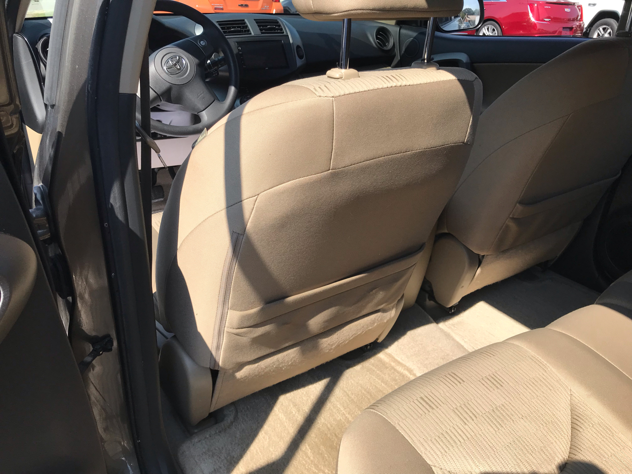 Toyota RAV4 FWD 4dr 4-cyl 4-Spd AT (Natl) 2011 Toyota RAV4 FWD 4dr 4-cyl 4-Spd AT (Natl) 2011