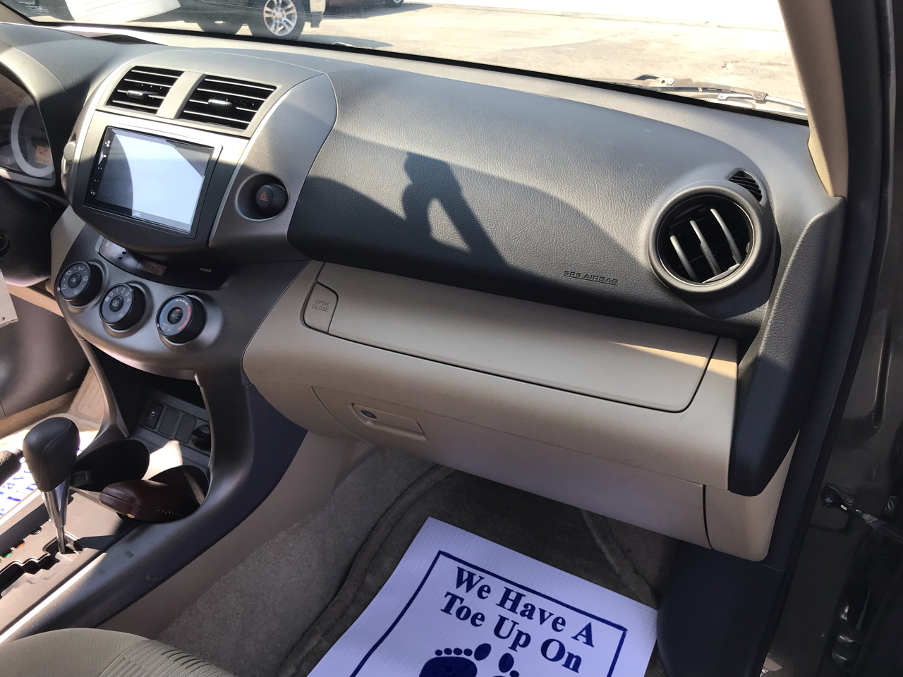 Toyota RAV4 FWD 4dr 4-cyl 4-Spd AT (Natl) 2011 Toyota RAV4 FWD 4dr 4-cyl 4-Spd AT (Natl) 2011