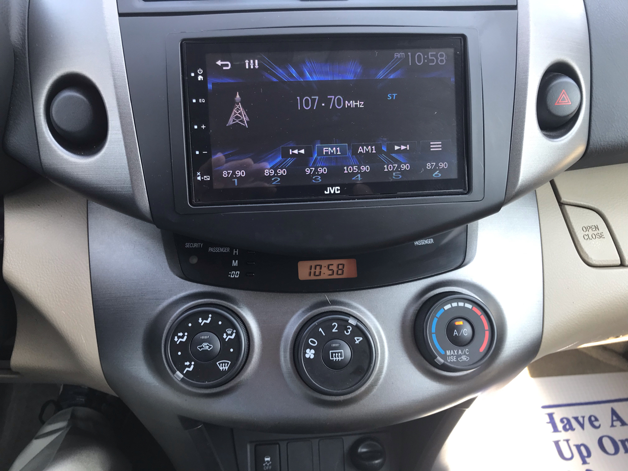 Toyota RAV4 FWD 4dr 4-cyl 4-Spd AT (Natl) 2011 Toyota RAV4 FWD 4dr 4-cyl 4-Spd AT (Natl) 2011