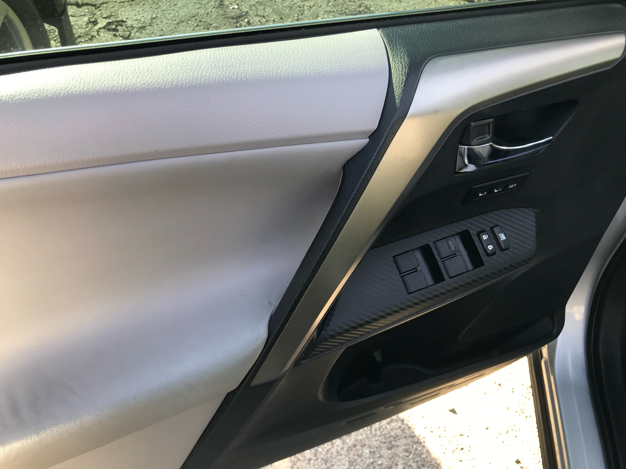 Toyota RAV4 AWD 4dr Limited (Natl) 2013