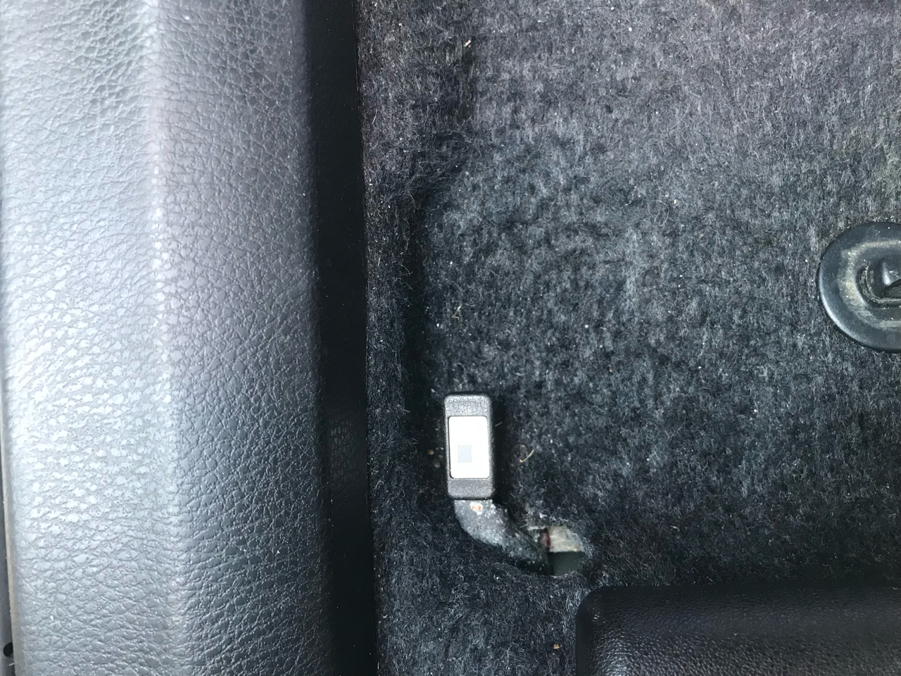 Toyota RAV4 AWD 4dr Limited (Natl) 2013