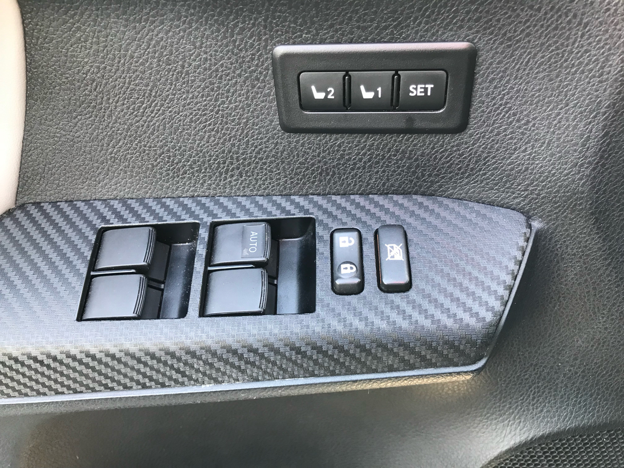 Toyota RAV4 AWD 4dr Limited (Natl) 2013