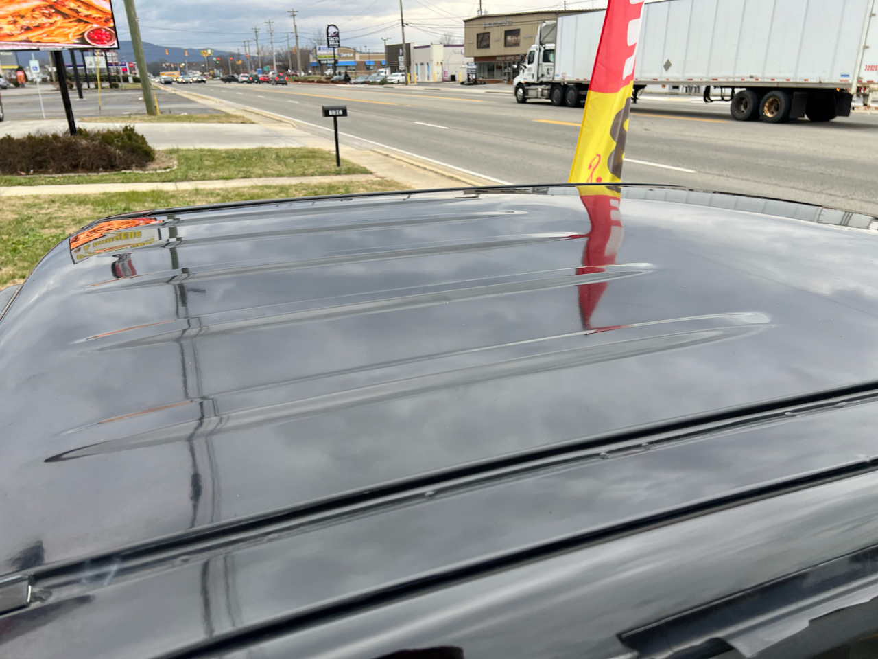 GMC Canyon 4WD Crew Cab 126.0" SLT 2011