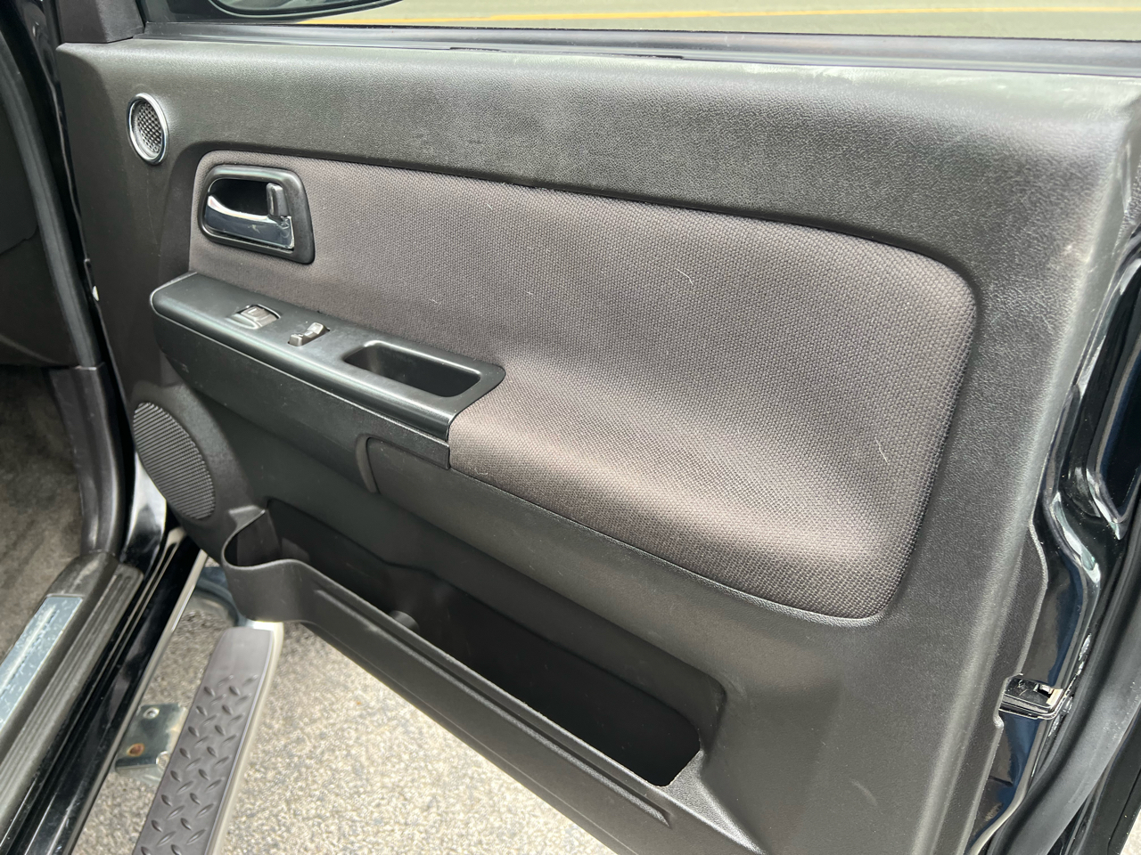 GMC Canyon 4WD Crew Cab 126.0" SLT 2011