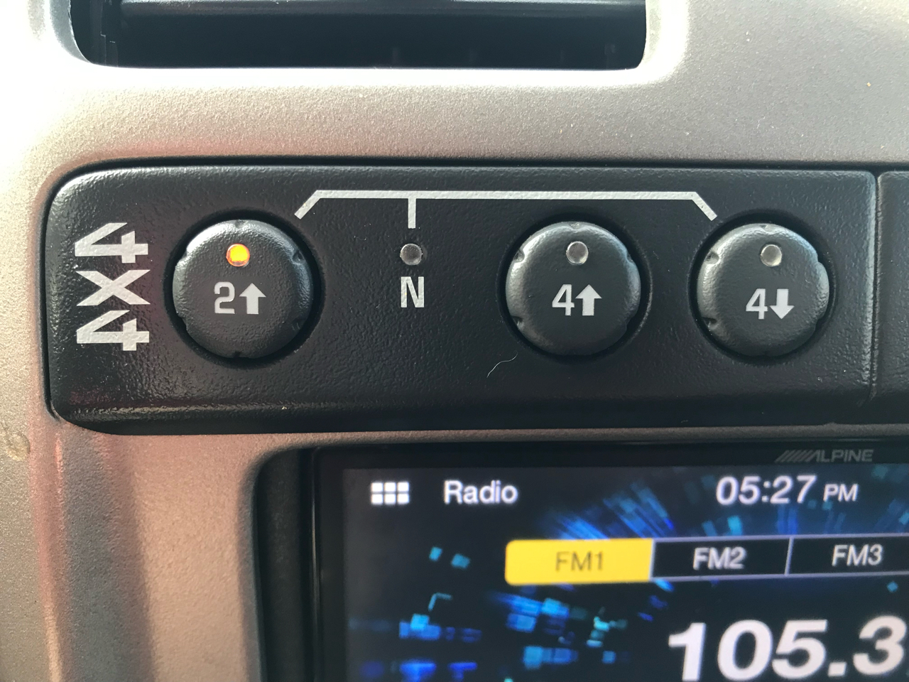 GMC Canyon 4WD Crew Cab 126.0" SLT 2011