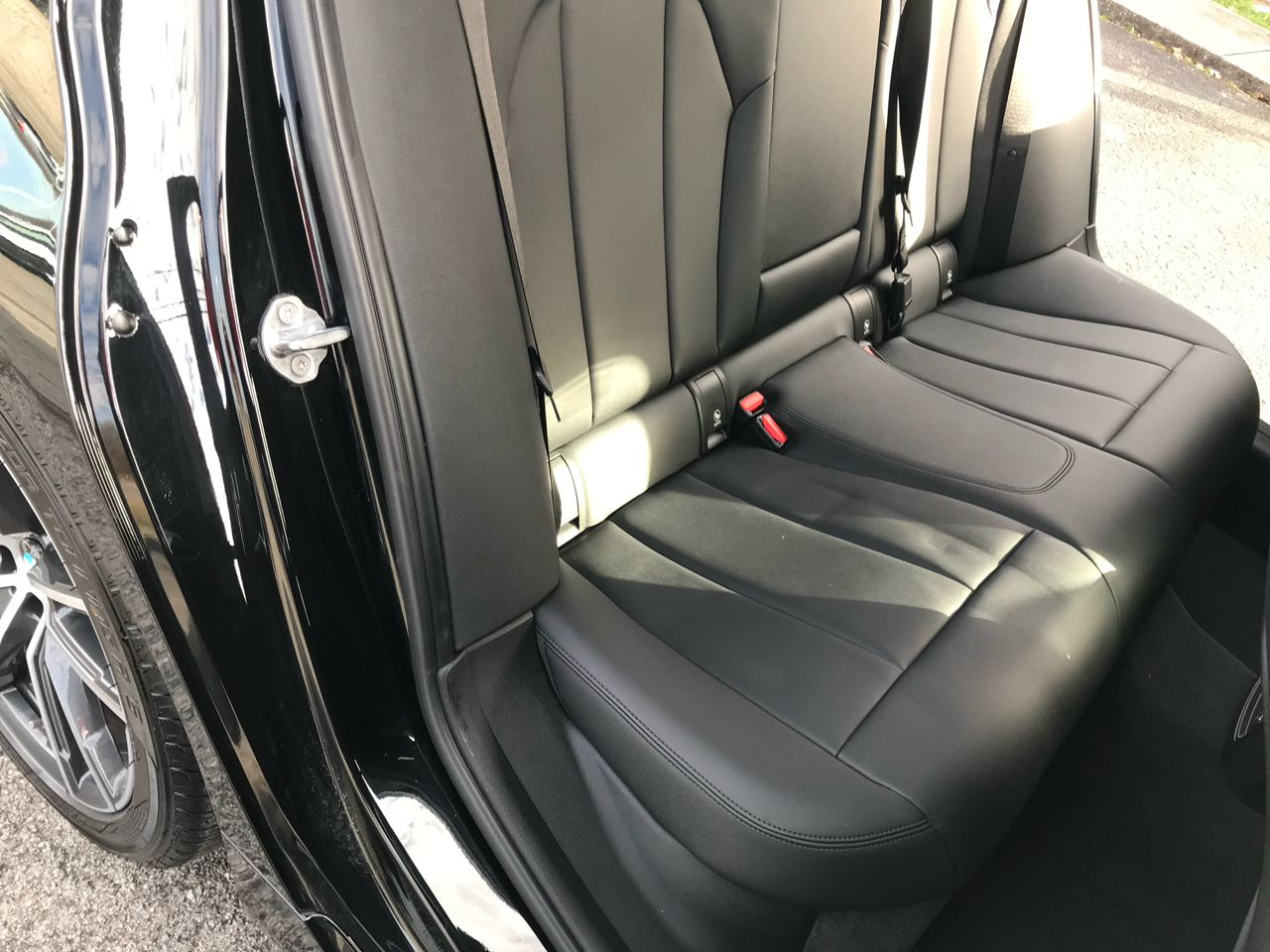 BMW 3 Series 330i Sedan 2019