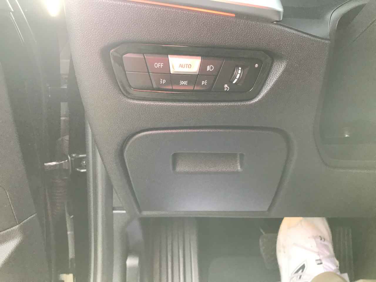 BMW 3 Series 330i Sedan 2019