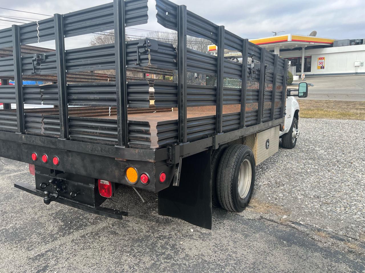 GMC Sierra 3500HD 4WD Reg Cab 161.5" WB,84.4" CA WT 2009