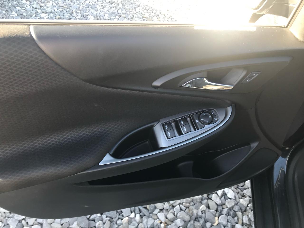 Chevrolet Malibu 4dr Sdn LS w/1FL 2017