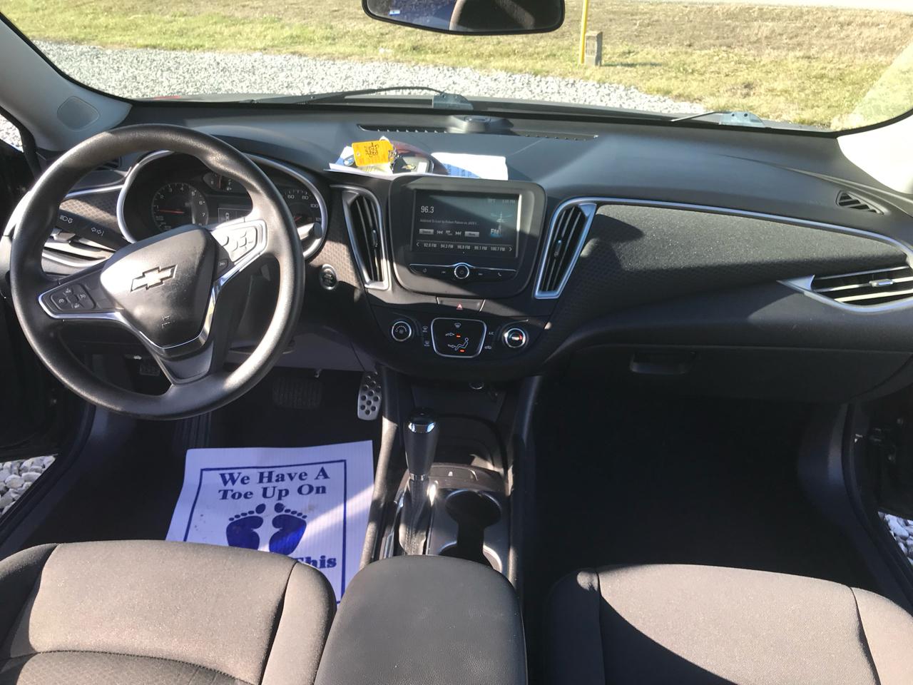 Chevrolet Malibu 4dr Sdn LS w/1FL 2017