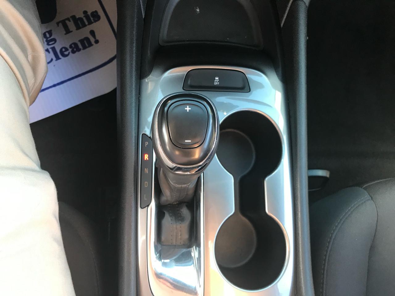 Chevrolet Malibu 4dr Sdn LS w/1FL 2017