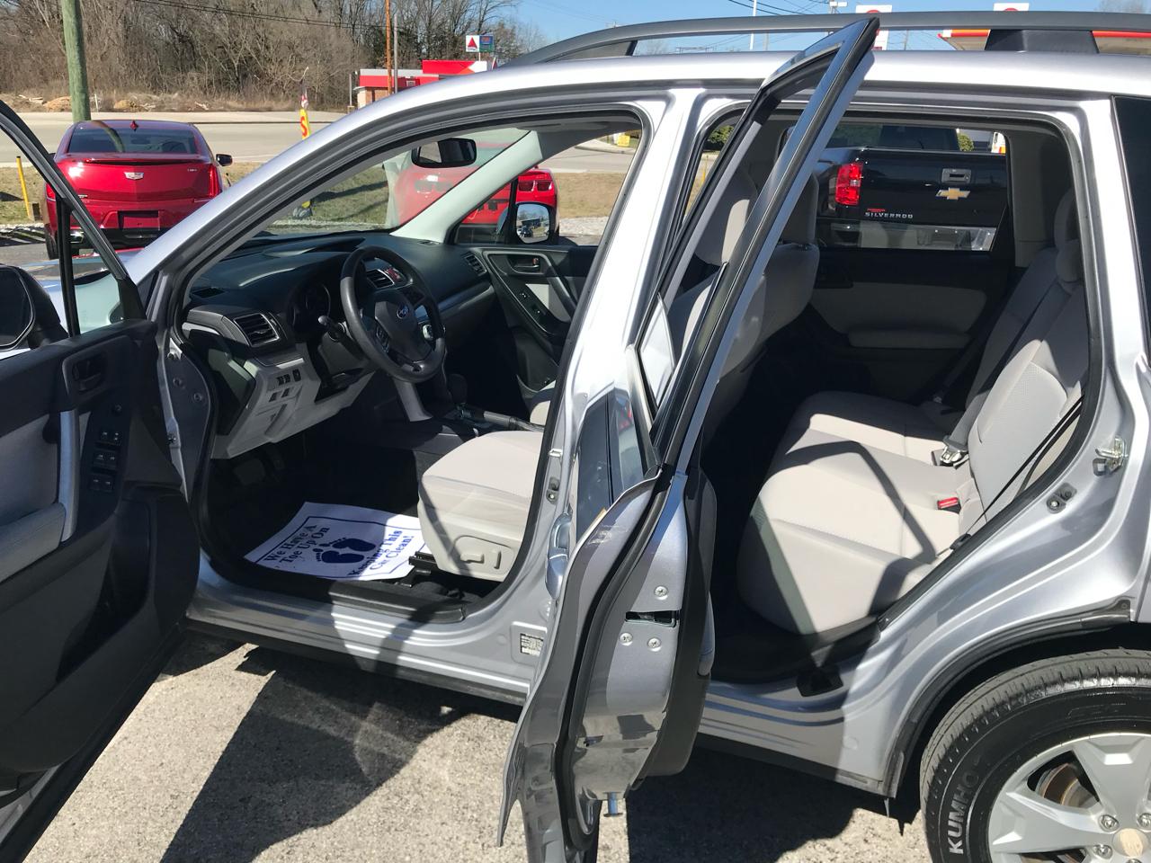 Subaru Forester 4dr CVT 2.5i Premium PZEV 2016