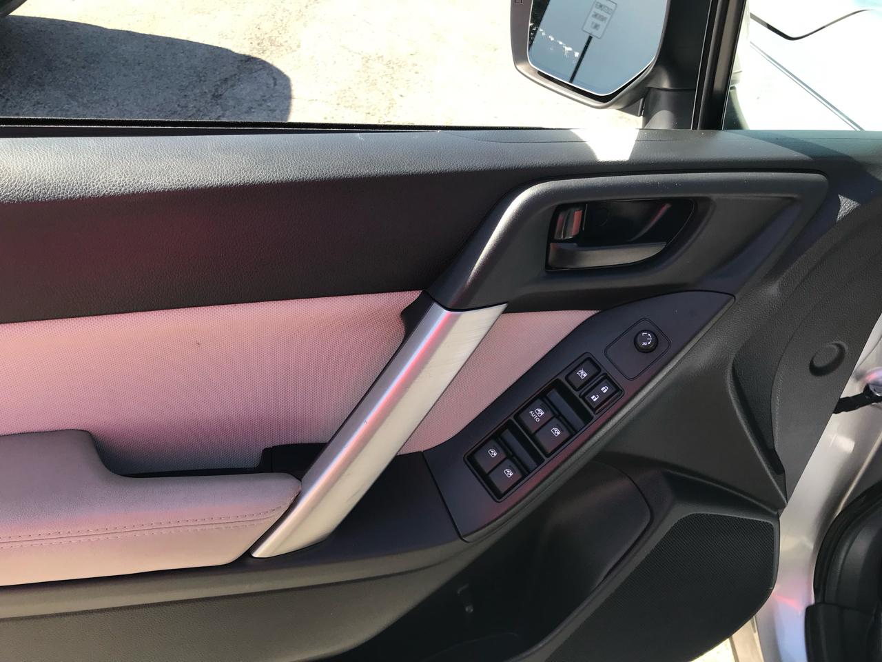 Subaru Forester 4dr CVT 2.5i Premium PZEV 2016