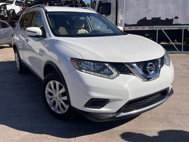 Nissan Rogue S 2WD 2016