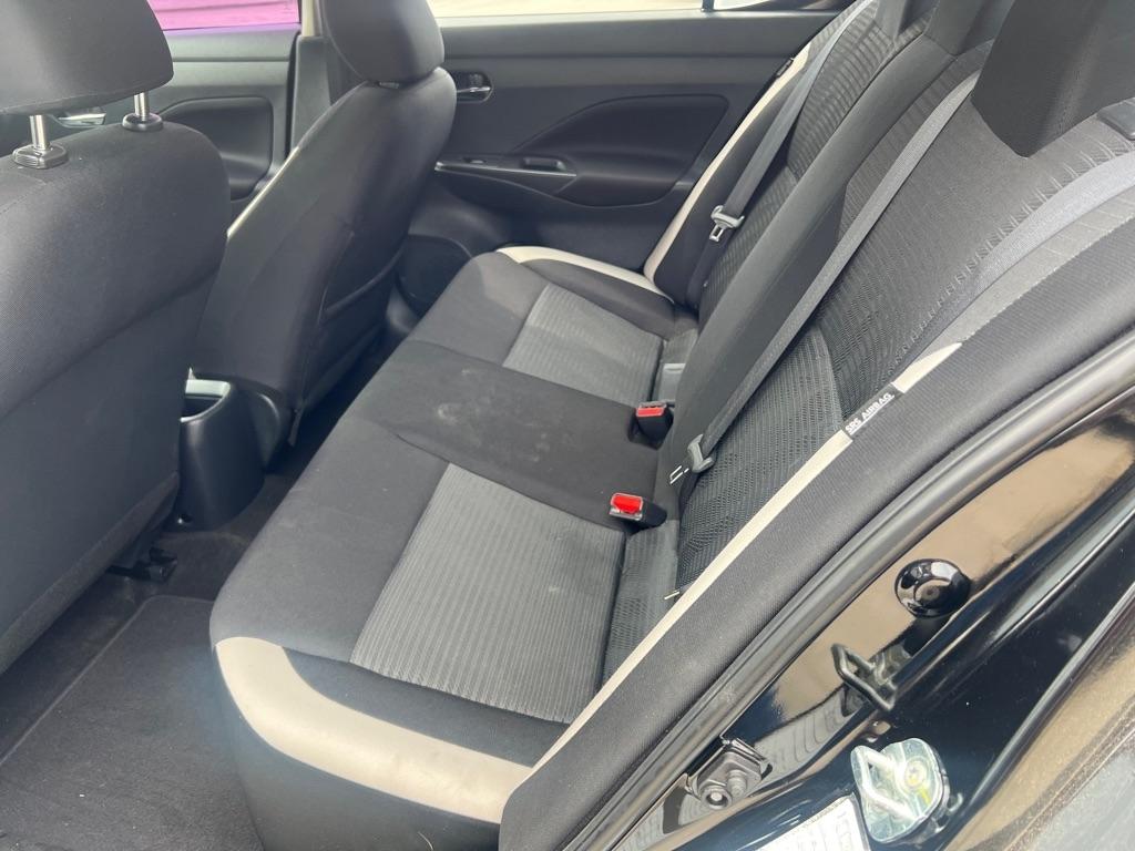 Nissan Versa SV 2022