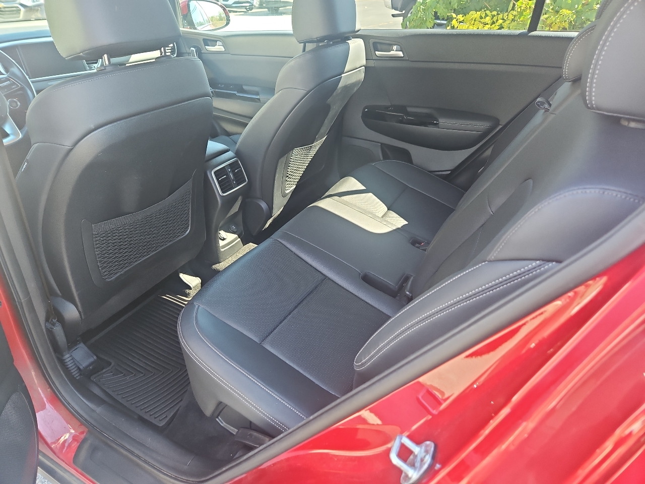 2020 Kia Sportage EX photo 25