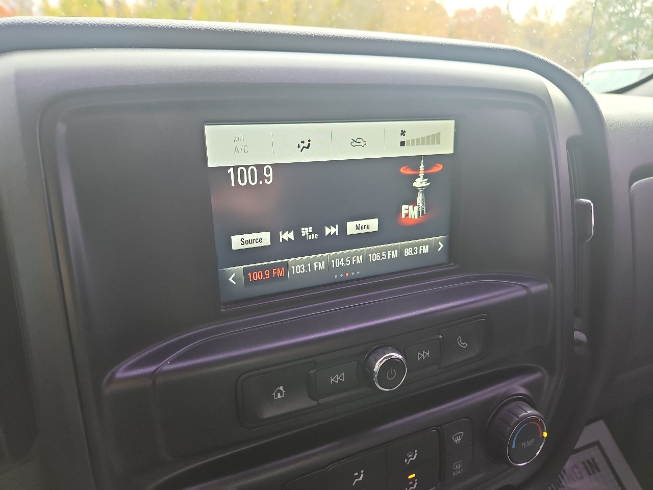 GMC Sierra 1500 4WD Double Cab 143.5" 2017 GMC Sierra 1500 4WD Double Cab 143.5" 2017