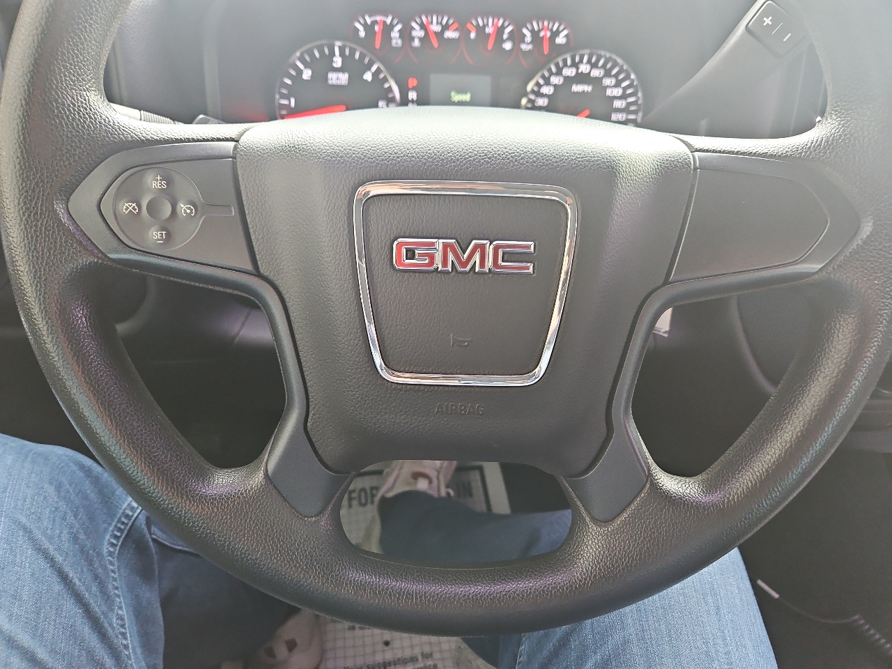 GMC Sierra 1500 4WD Double Cab 143.5" 2017 GMC Sierra 1500 4WD Double Cab 143.5" 2017