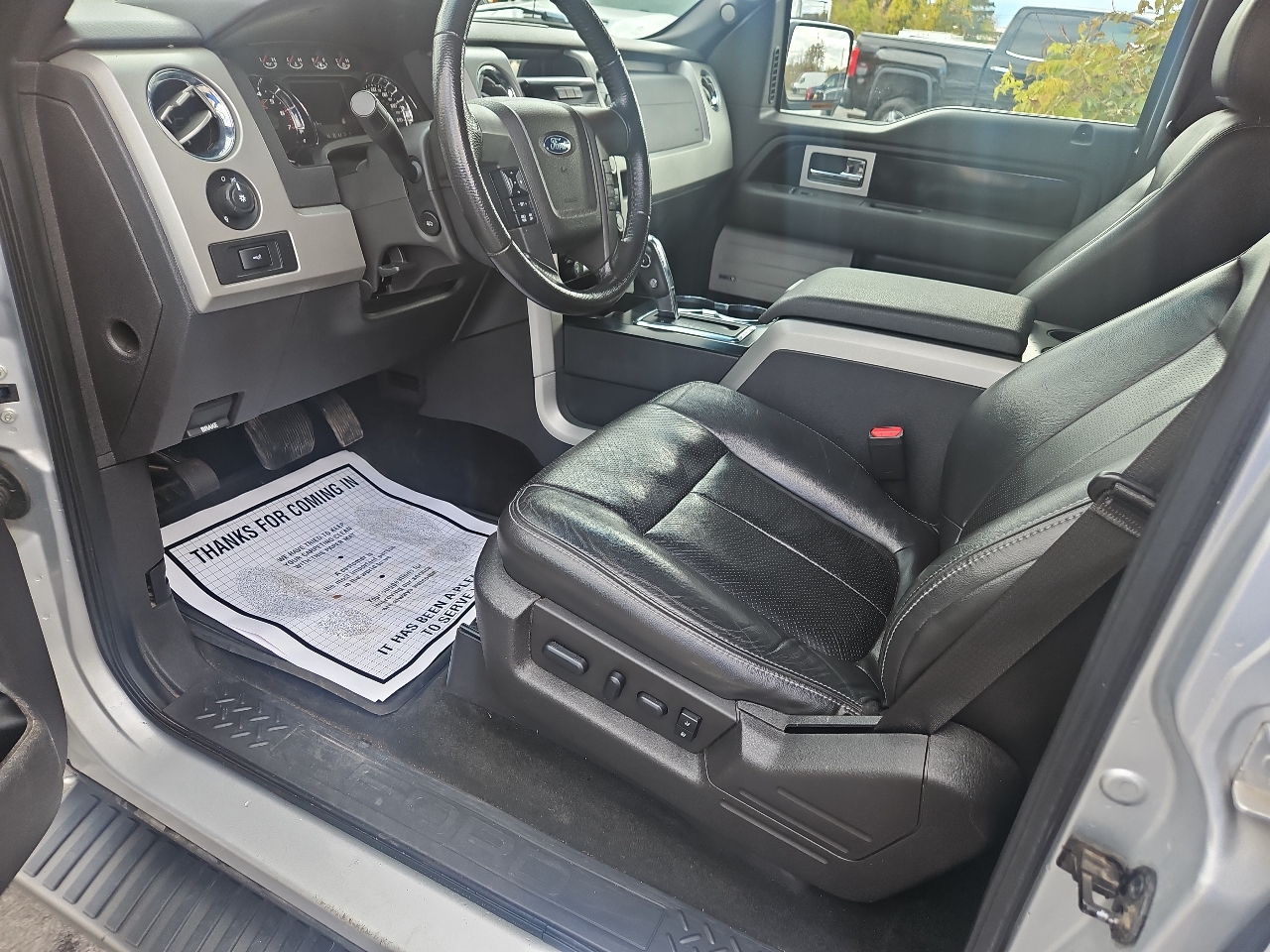 Ford F-150 4WD SuperCrew 145" Platinum 2012 Ford F-150 4WD SuperCrew 145" Platinum 2012