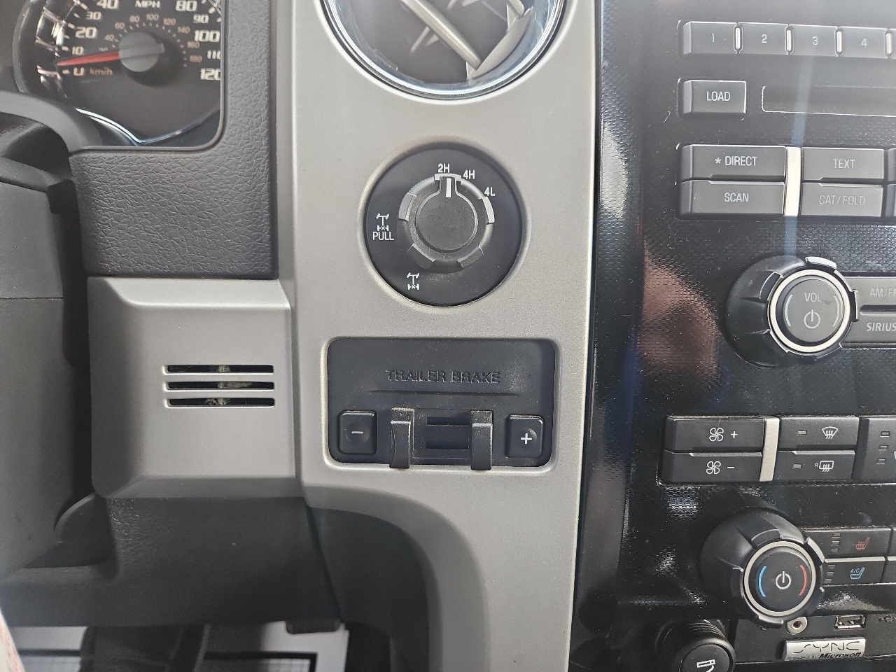 Ford F-150 4WD SuperCrew 145" Platinum 2012 Ford F-150 4WD SuperCrew 145" Platinum 2012