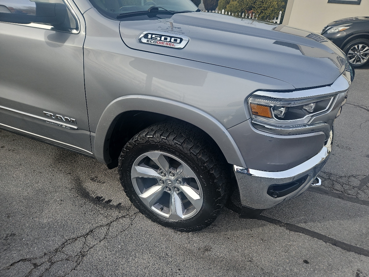 RAM 1500 Limited 4x4 Crew Cab 5'7" Box 2021