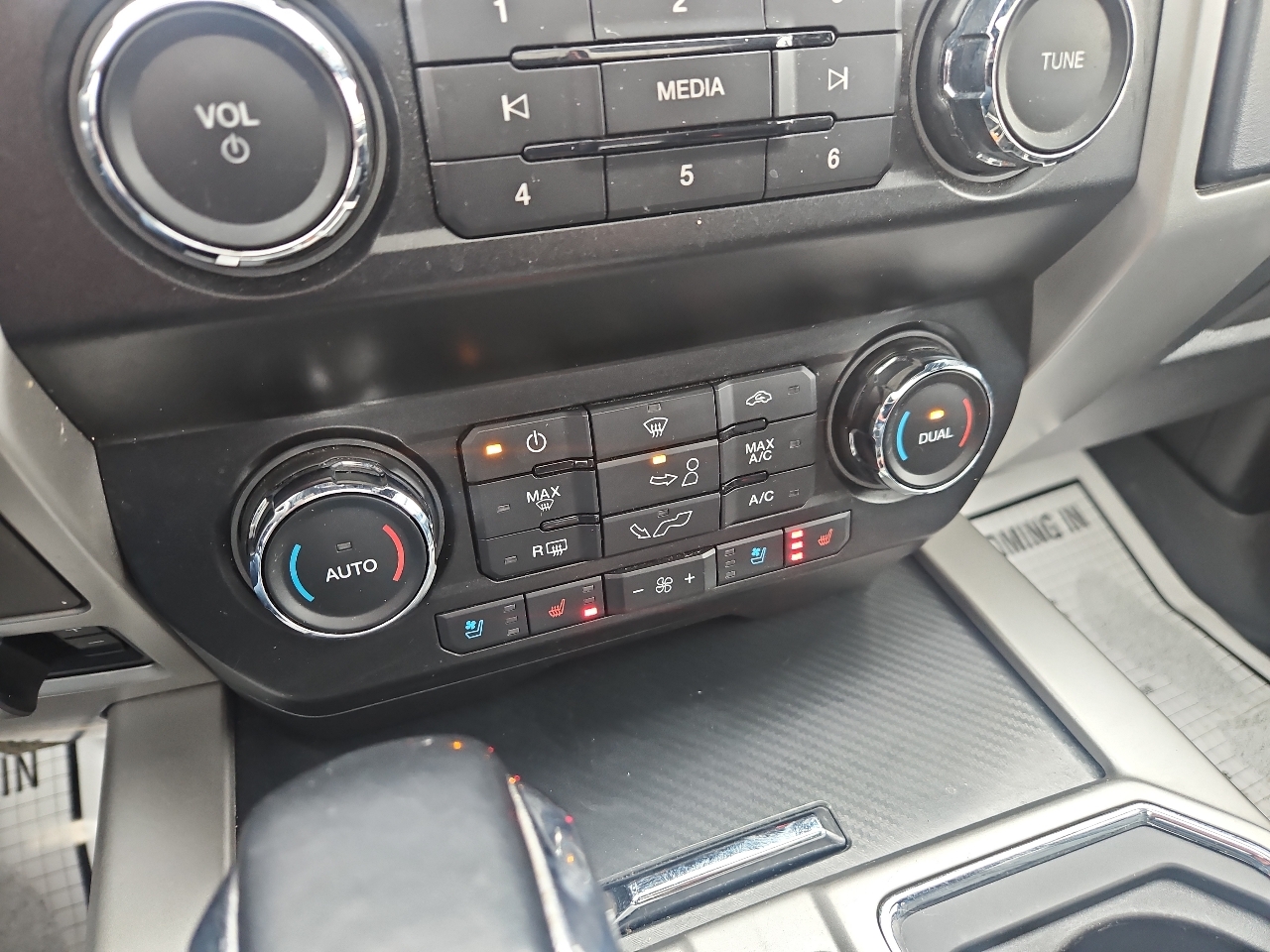 Ford F-150 Lariat 4WD SuperCrew 5.5' Box 2020